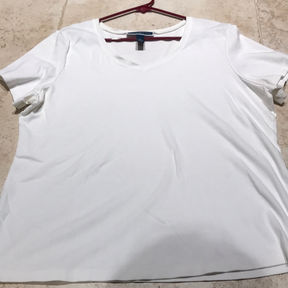 Karen Scott women’s white tee